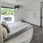 Nice Home In Portiragnes 펜션 *